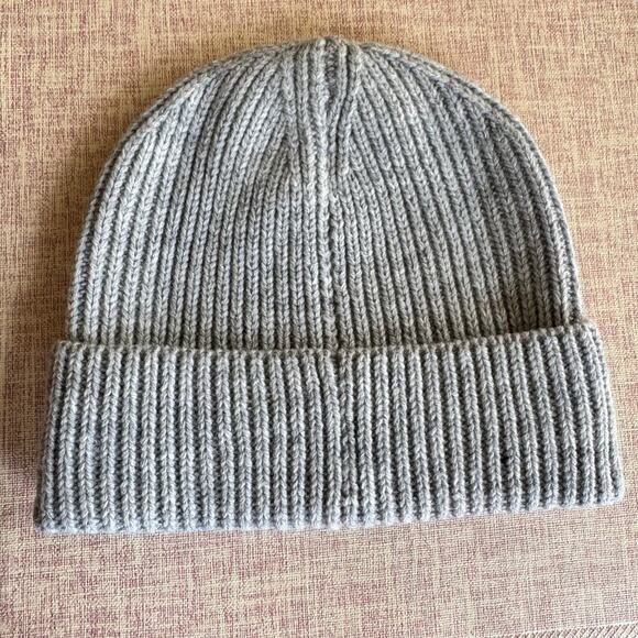 NWOT The North Face Logo Box Cuffed Beanie Size OS Gray - Picture 2 of 5